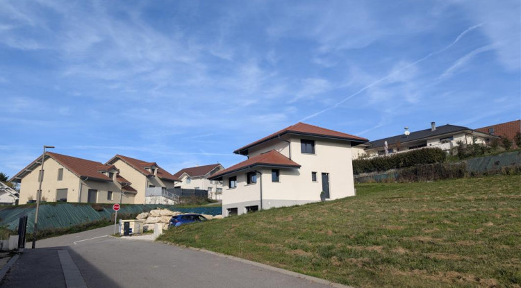 Frangy – Sur le coteau, vue dégagée – Projet Maison Artis 120m² - 591000€ - 2