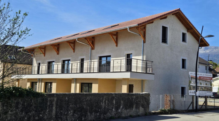 SEGNY Centre - Maison de village Neuve T5 -  Surface de 138 m² + Jardin 138m² - 612000€ - 1